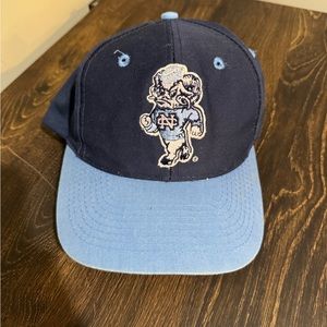 Vintage North Carolina UNC snapback hat